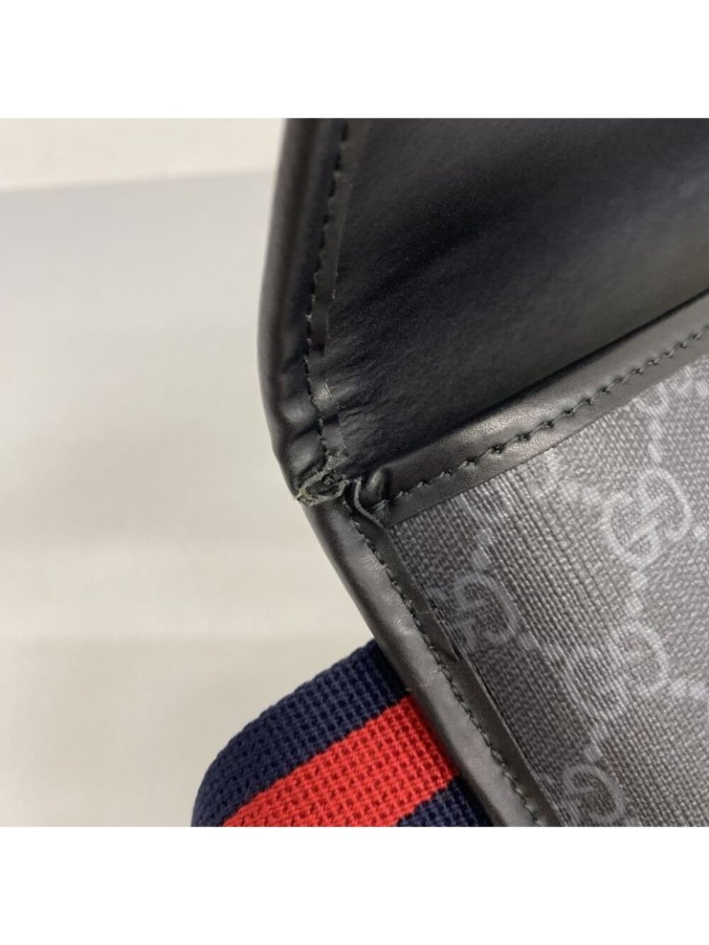 Gucci Waist Bag GG Supreme Black Gray Silver - Picture 6 of 10